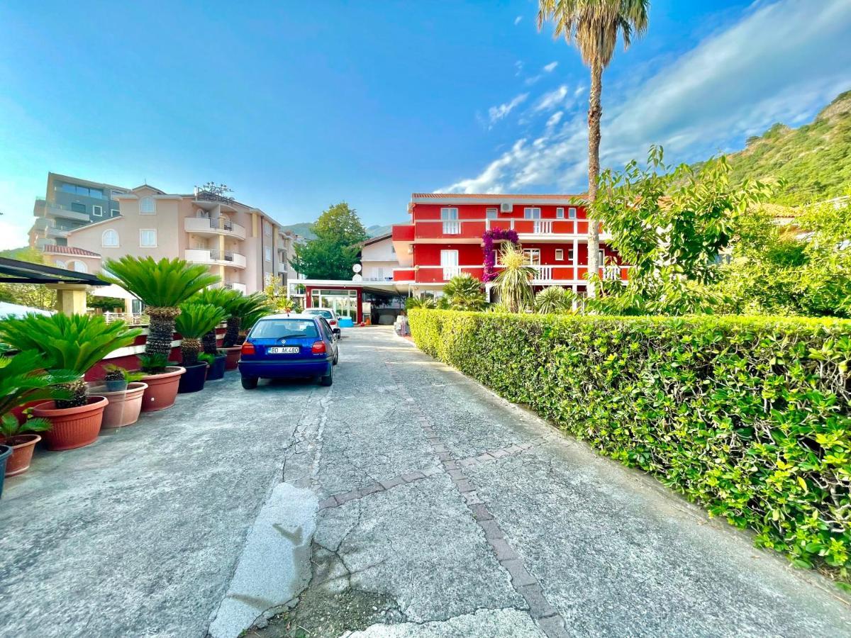 Vila L Budva Ξενοδοχείο Εξωτερικό φωτογραφία