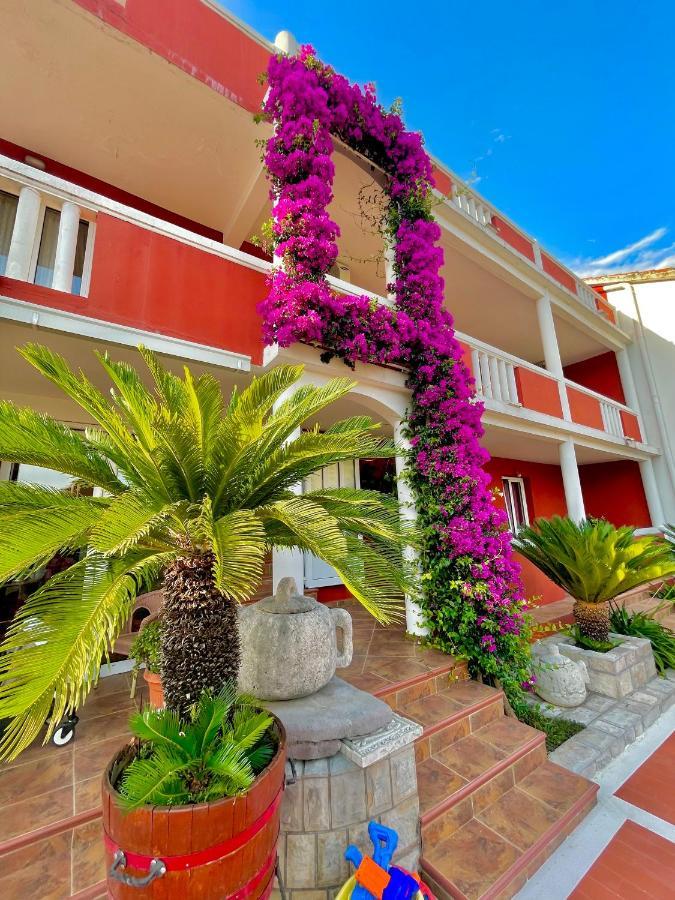 Vila L Budva Ξενοδοχείο Εξωτερικό φωτογραφία
