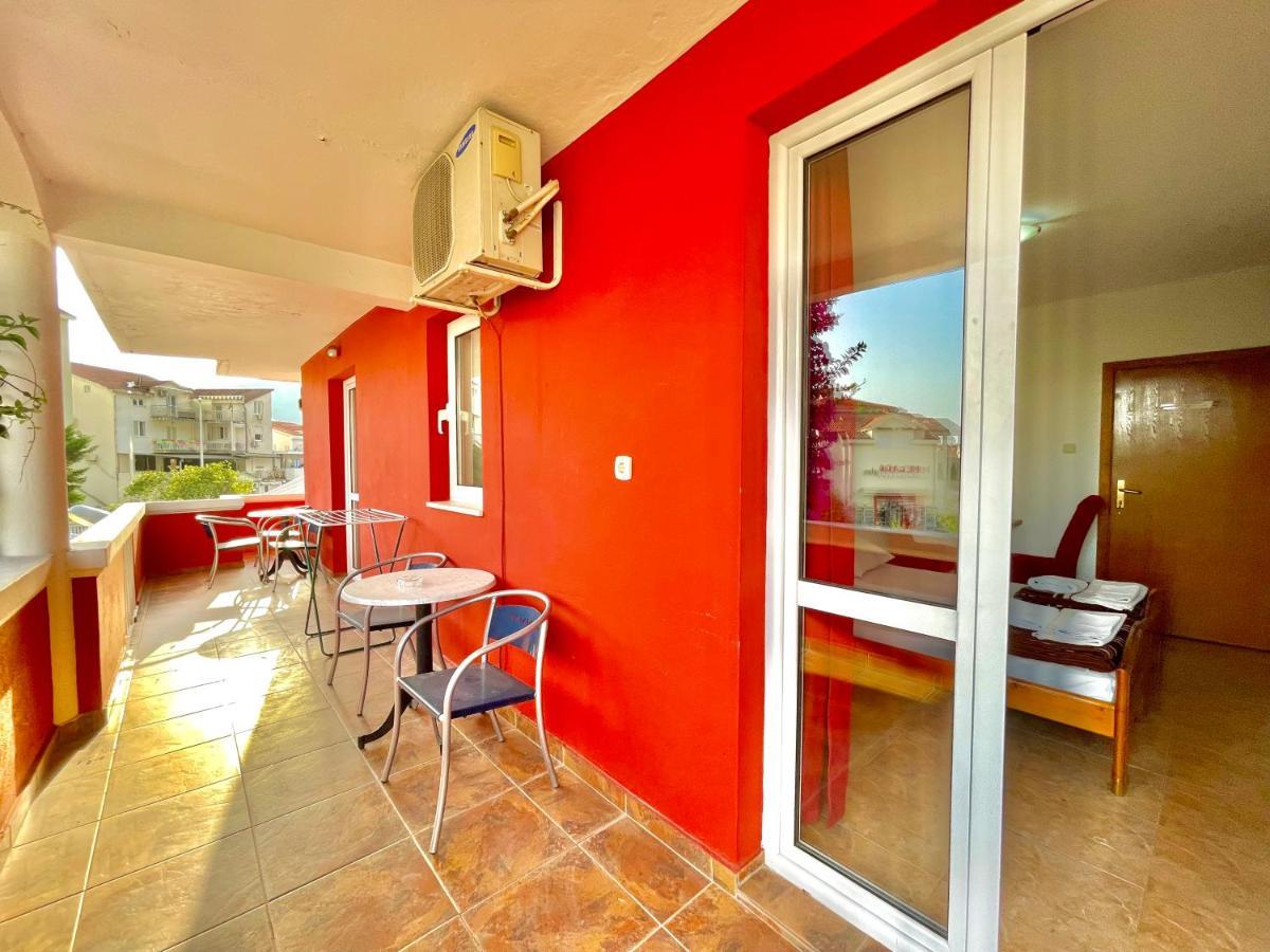 Vila L Budva Ξενοδοχείο Εξωτερικό φωτογραφία