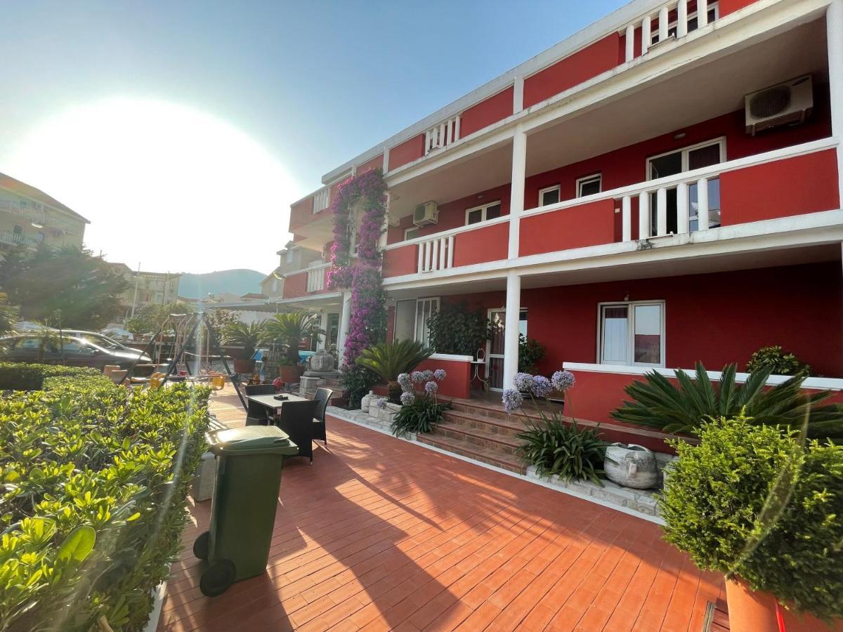 Vila L Budva Ξενοδοχείο Εξωτερικό φωτογραφία